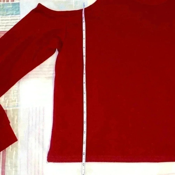 Beautiful Burgundy red top  for spring - Picture 6 of 7